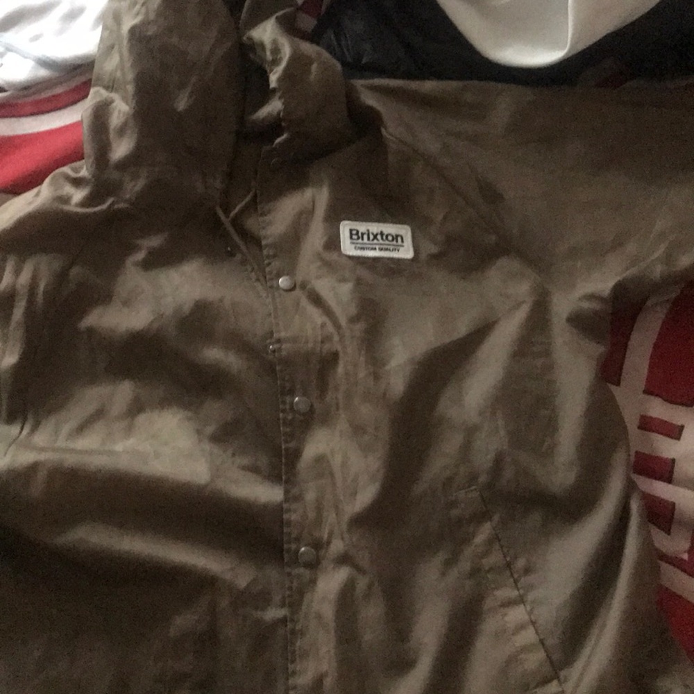 Selling a Brixton windbreaker , perfect condition